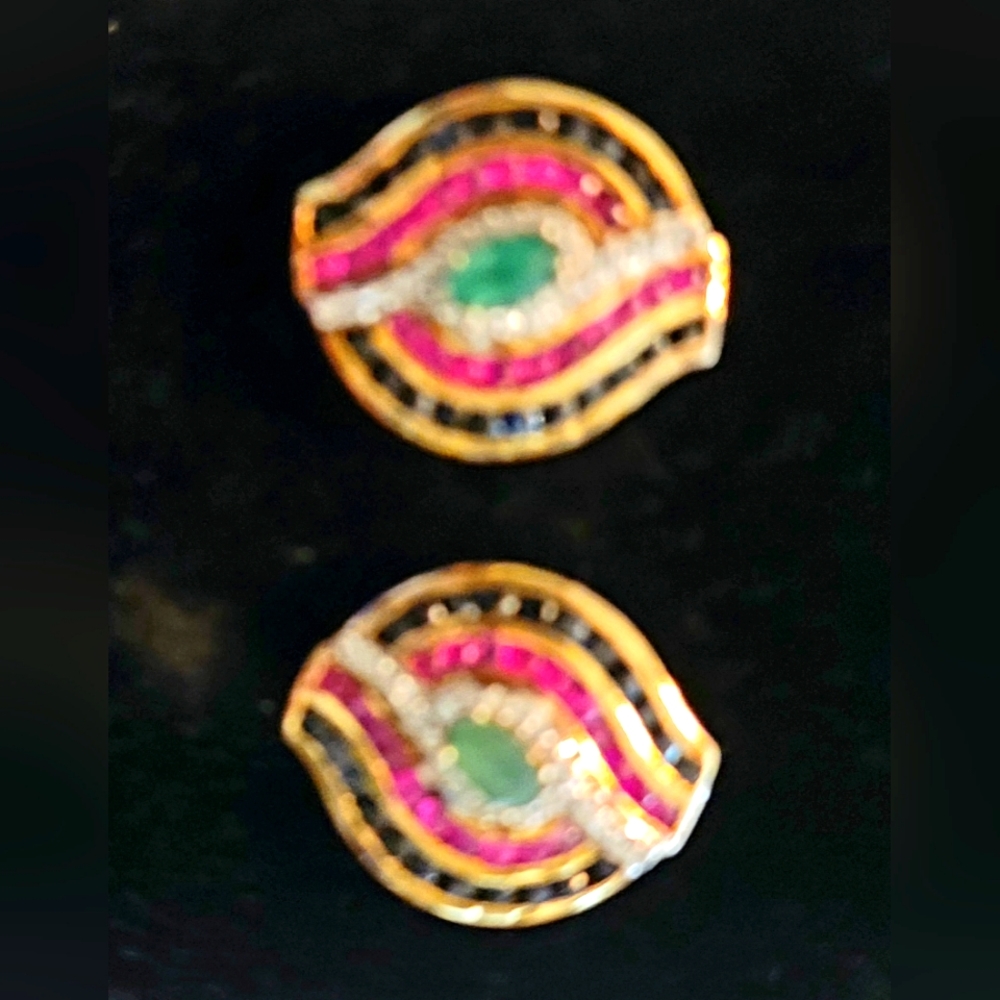Womens precious gem pierced earings.